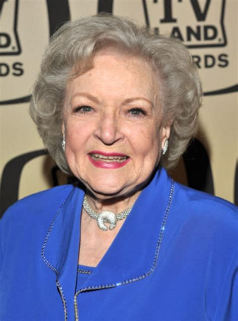 imdb betty white|where did betty white live.